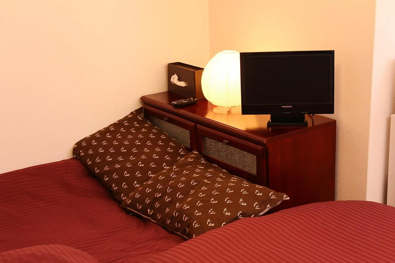Apartment ディバージョン京橋 Japan